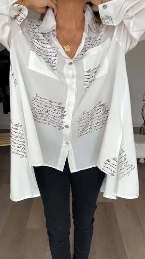 Camisa con puños con estampado de letras de moda