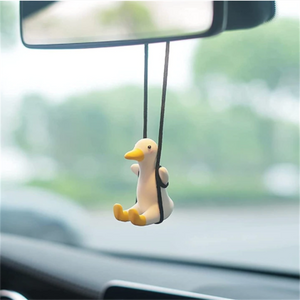 Adorno de pato volador