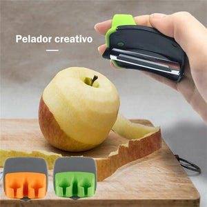 Pelador de mano para frutas y verduras