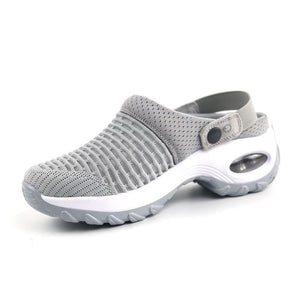 womens strappy sandals