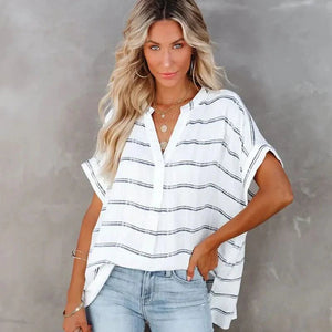 Camiseta de verano transpirable y cómoda con cuello de pico