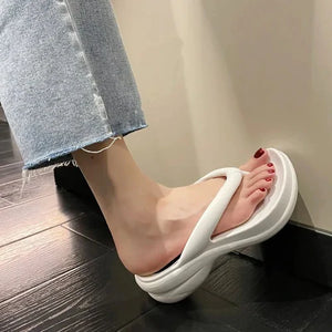 Chanclas de cuña de fondo grueso