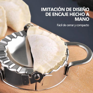 JUEGO DE MOLDES PARA RAVIOLI (MOLDES Y CORTADORES DE RODILLOS)