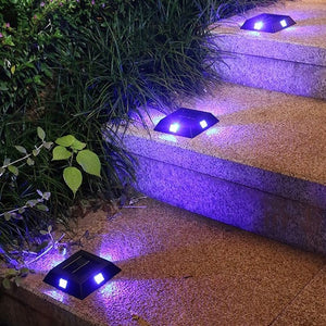 Lámpara de pared solar de plástico de cuatro lados