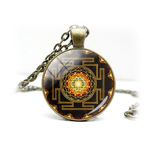 COLLAR SRI YANTRA