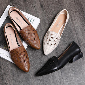 Zapatos de punta hueca para mujer