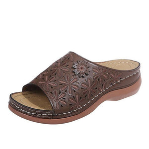Zapatos planos huecos