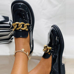 Zapatos de punta redonda negros para mujer