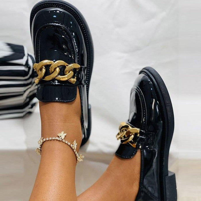 Zapatos de punta redonda negros para mujer