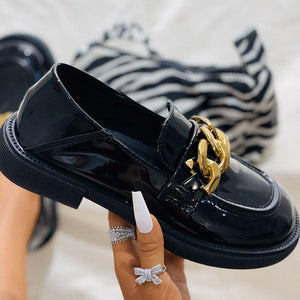 Zapatos de punta redonda negros para mujer