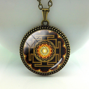 COLLAR SRI YANTRA