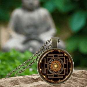 COLLAR SRI YANTRA